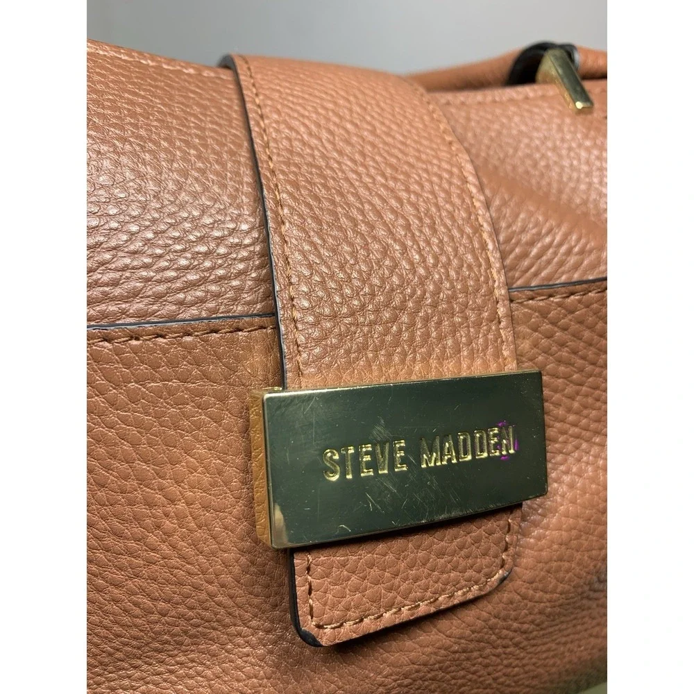 Steve Madden Women‎ Tan Canvas Tote Bag with Card Holder